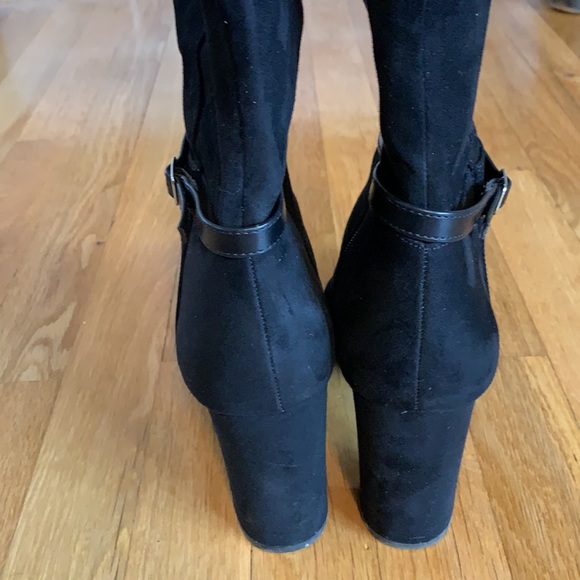 Black Heeled Knee High Boots - Picture 6 of 8